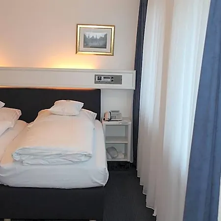 Hotell Windthorst 3*